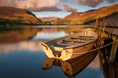 Wales Landscape Photography /Llyn Nantle Uchaf Snowdonia North Wales at stunning beauty golden hour